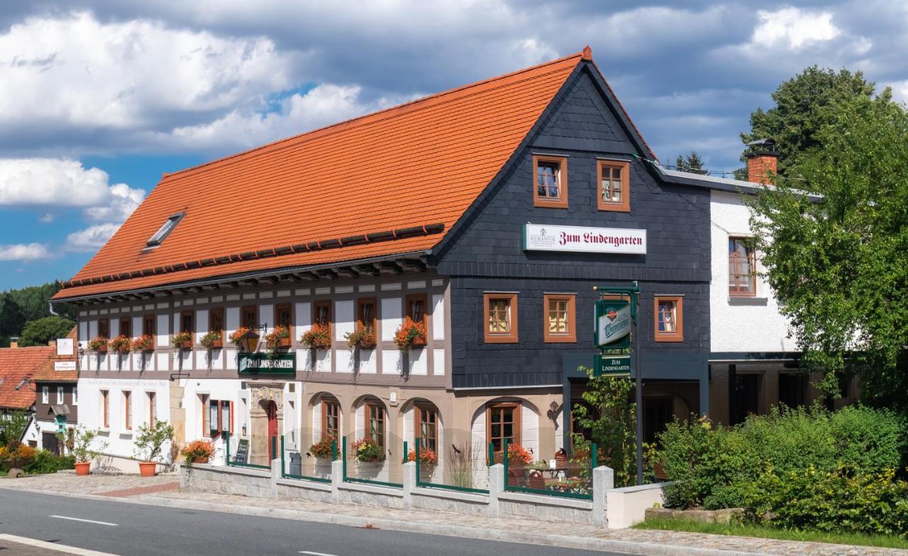 Romantik Hotel Zum Lindengarten 쿠로르트존스도르프 외부 사진