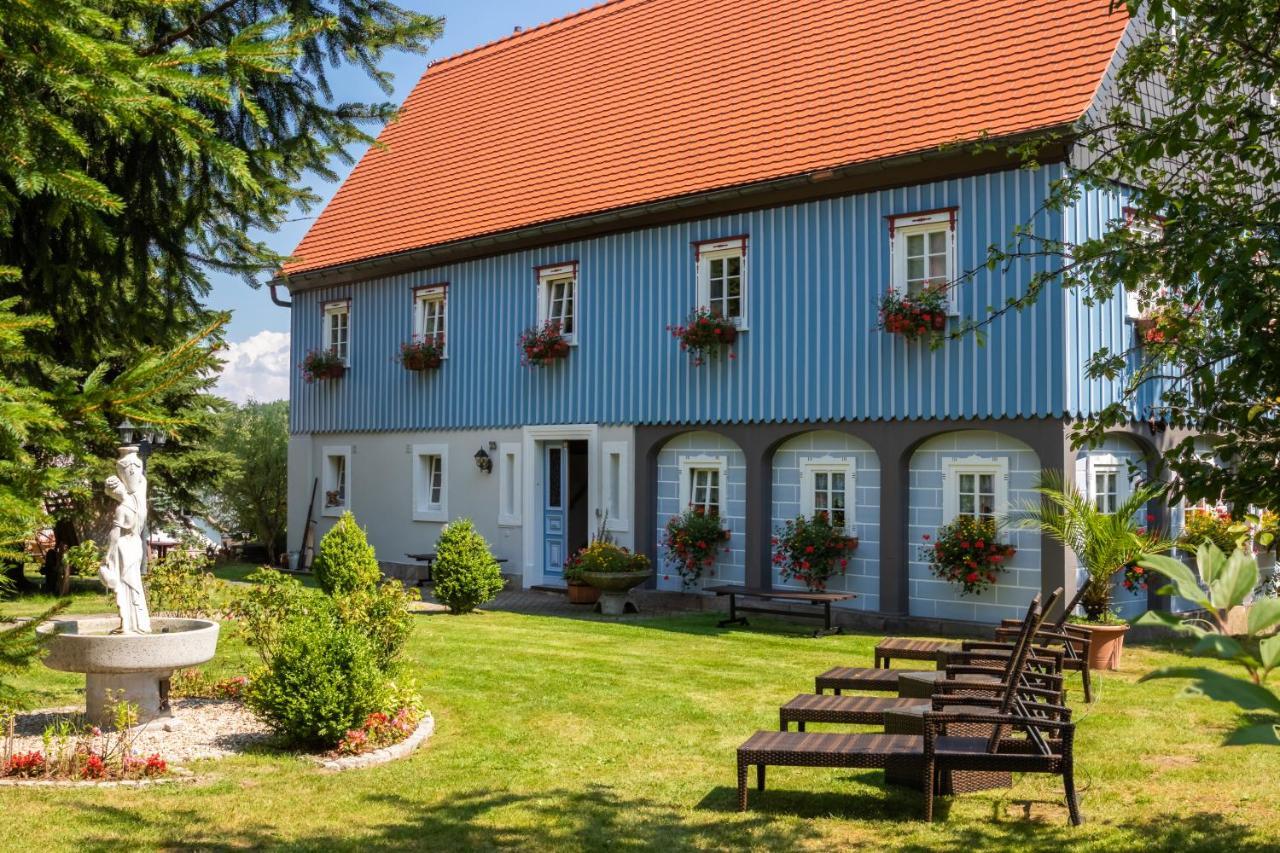Romantik Hotel Zum Lindengarten 쿠로르트존스도르프 외부 사진