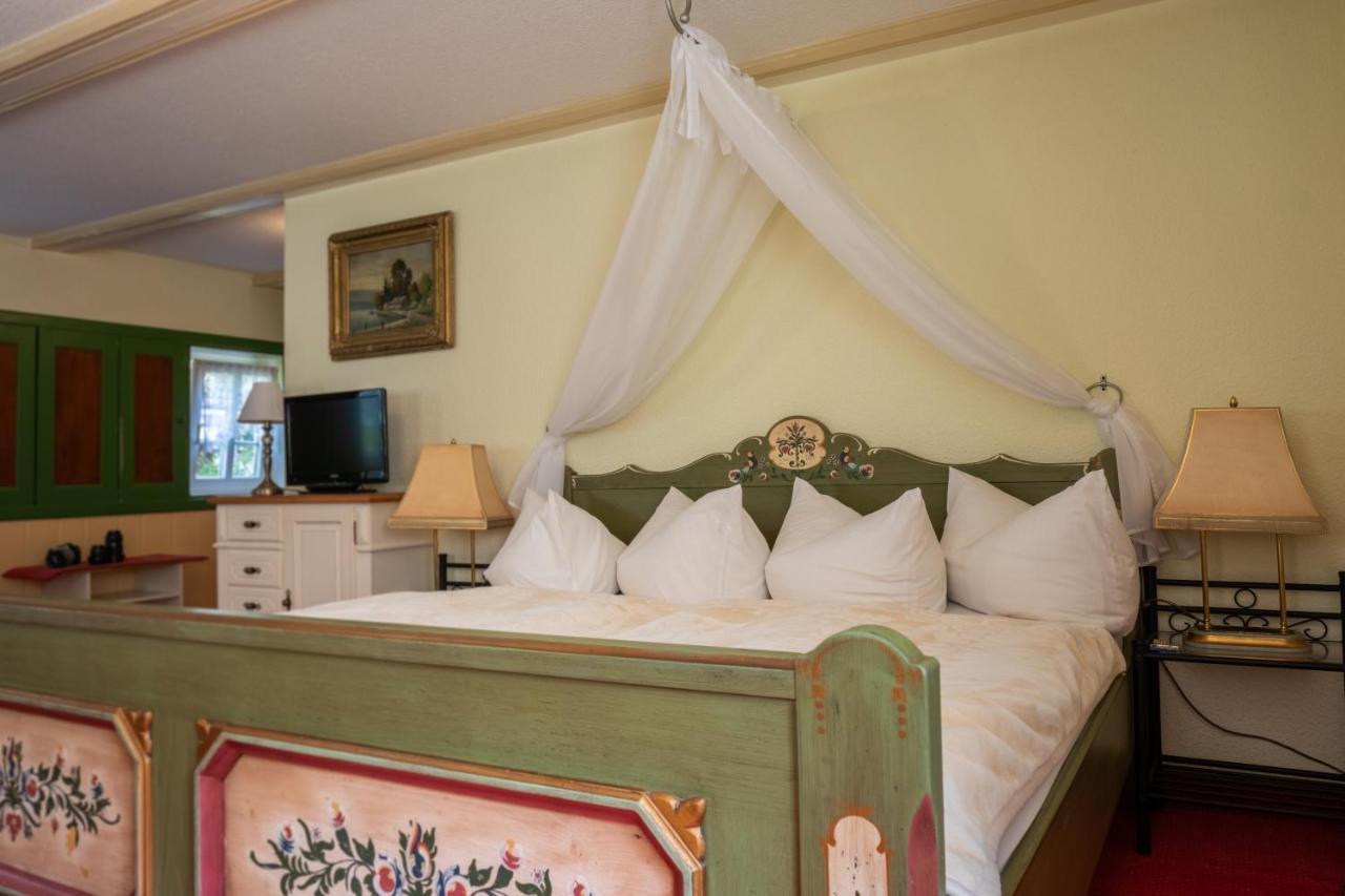 Romantik Hotel Zum Lindengarten 쿠로르트존스도르프 외부 사진