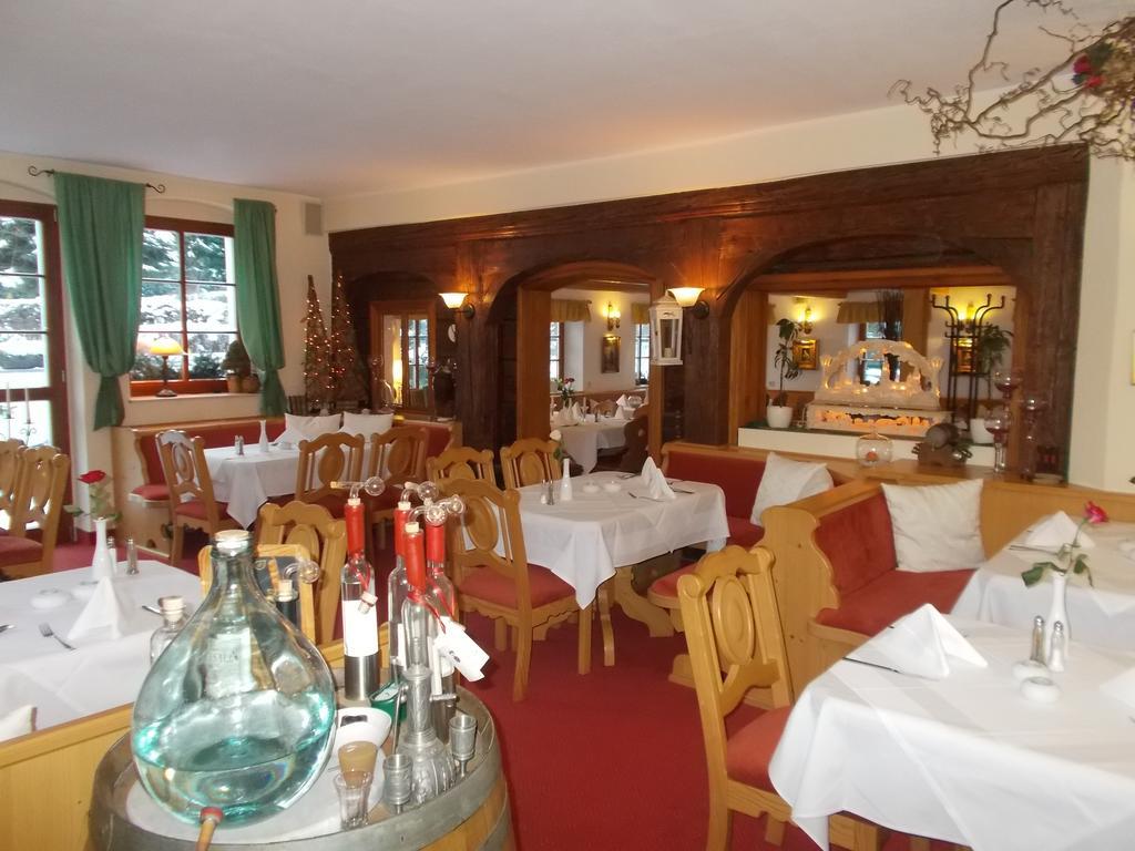 Romantik Hotel Zum Lindengarten 쿠로르트존스도르프 외부 사진
