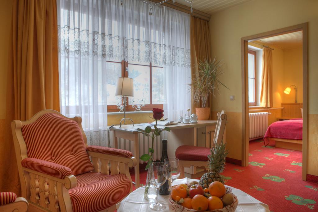 Romantik Hotel Zum Lindengarten 쿠로르트존스도르프 객실 사진