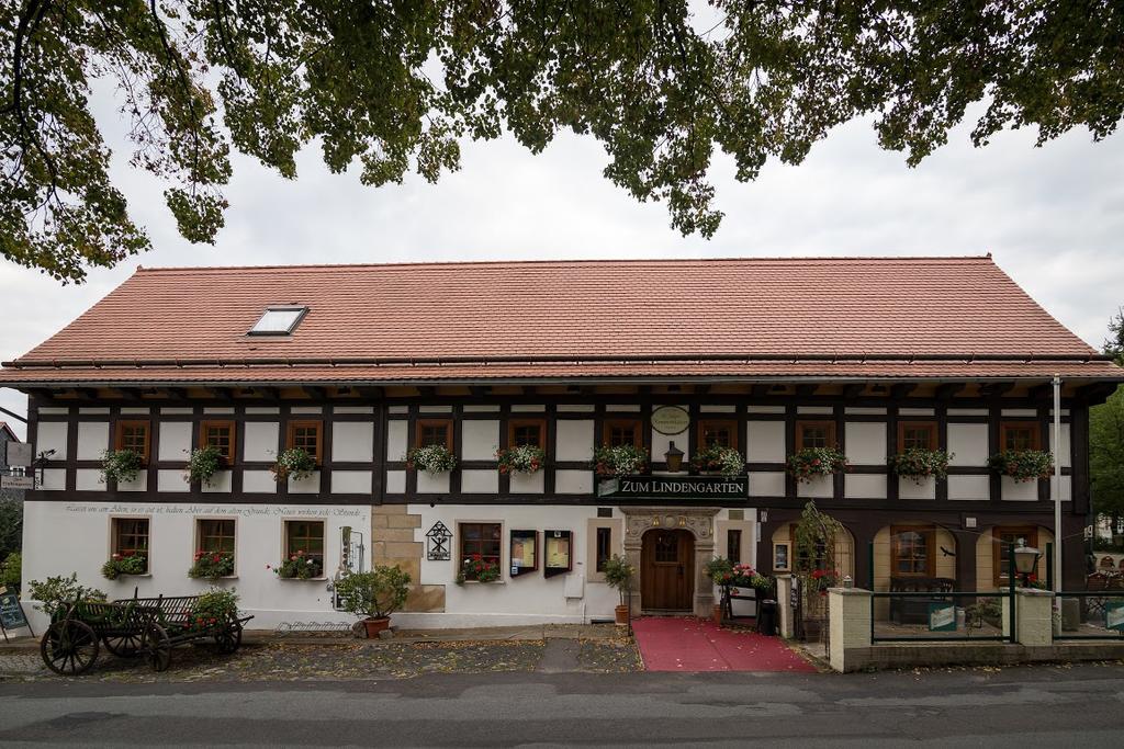 Romantik Hotel Zum Lindengarten 쿠로르트존스도르프 외부 사진