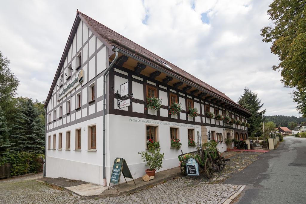 Romantik Hotel Zum Lindengarten 쿠로르트존스도르프 외부 사진